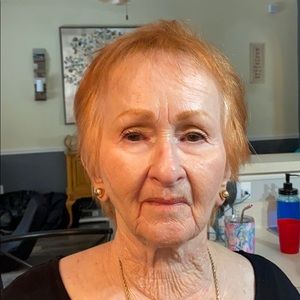 Meet your Posher, Dolores